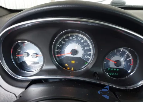 2013 Chrysler 200 Limited из США, поврежденный, VIN 1C3CCBCG1DN521010